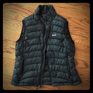 Black Patagonia Women’s Puffer Vest